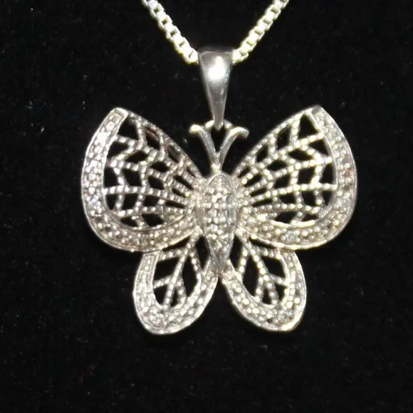 Sterling Silver Butterfly and Chain - Picture 2 of 9